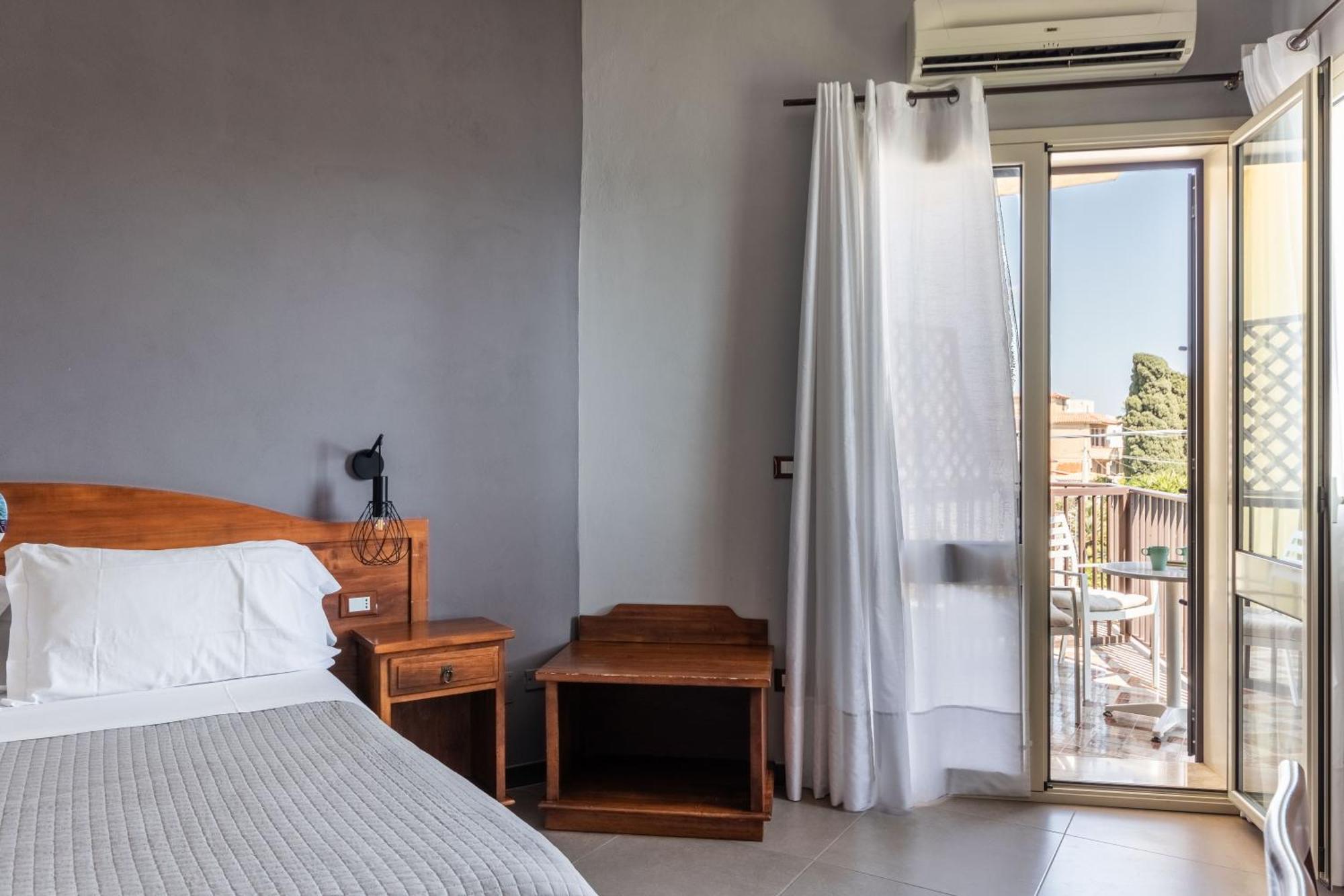 B&B La Terrazza Sul Mare アヴォラ エクステリア 写真